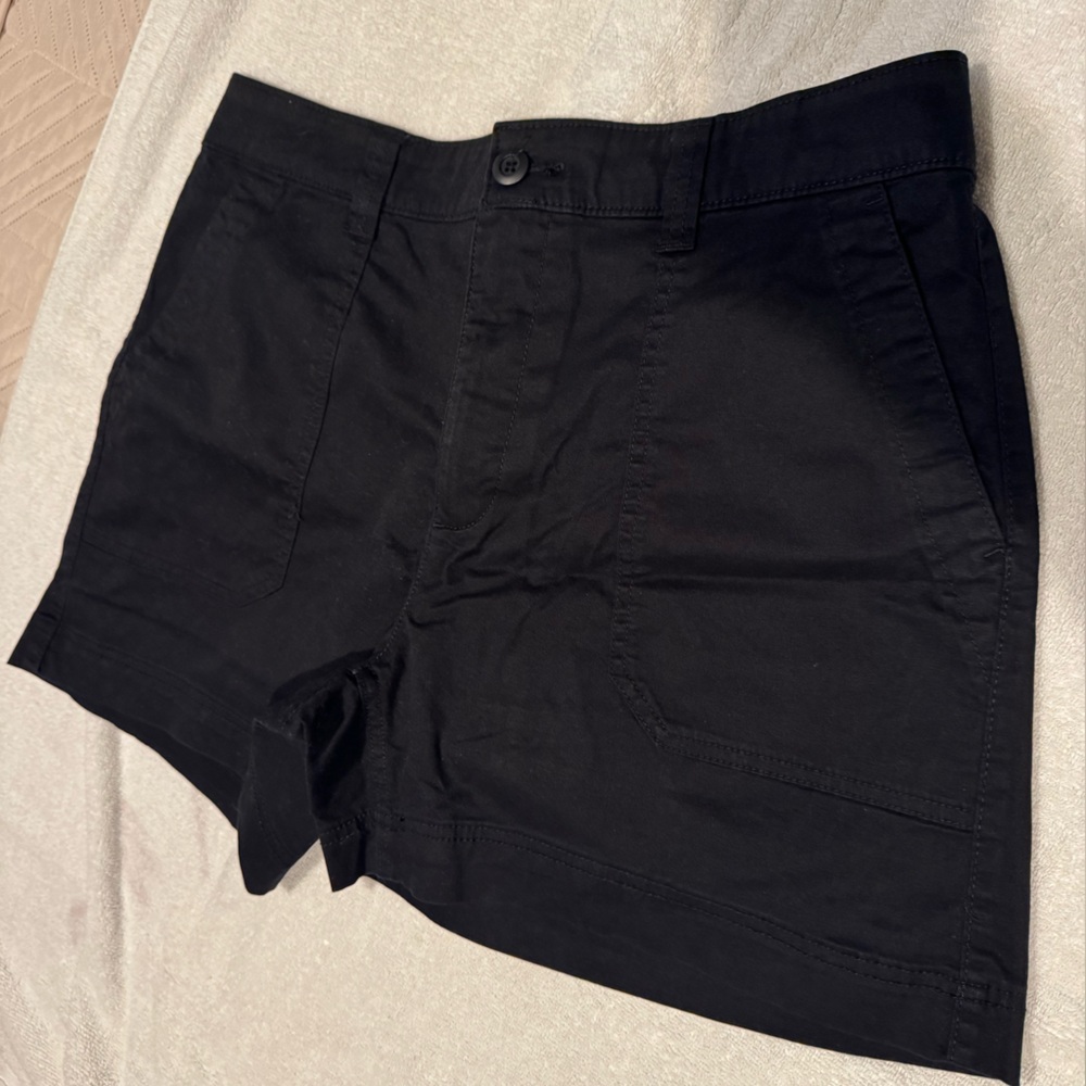 Old Navy  Black Shorts